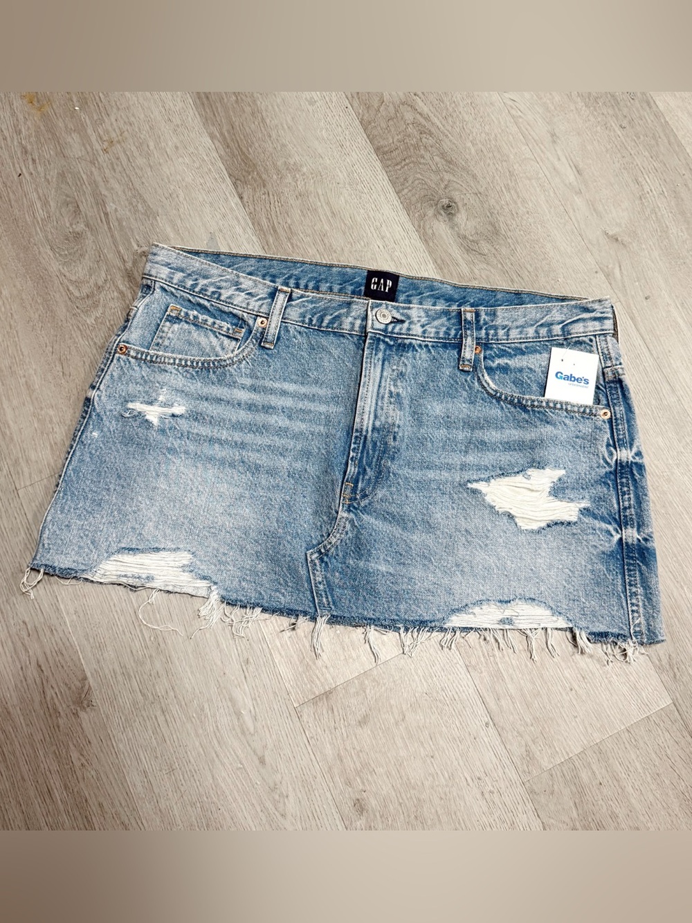 β’GAPβ’ DENIM SKIRT